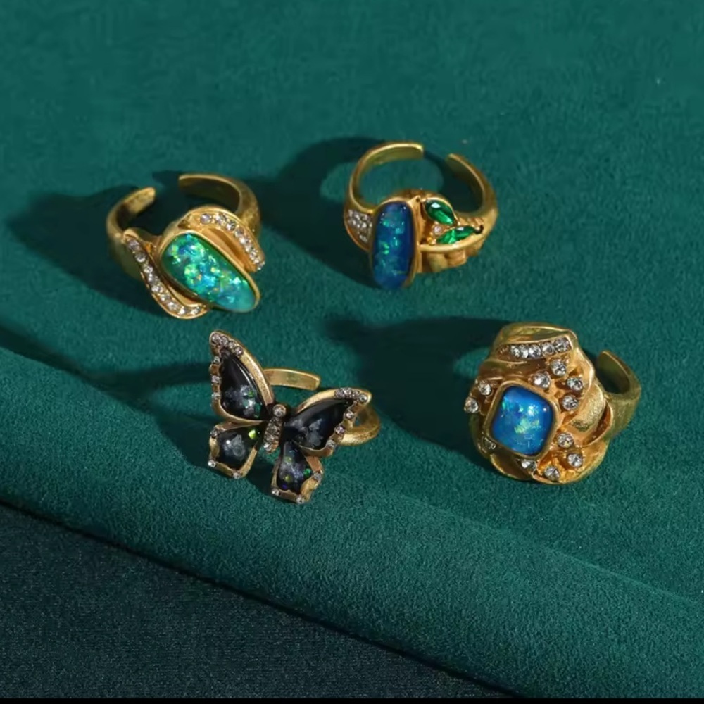 Antique Butterfly Midnight Ring - Picture 9 of 11